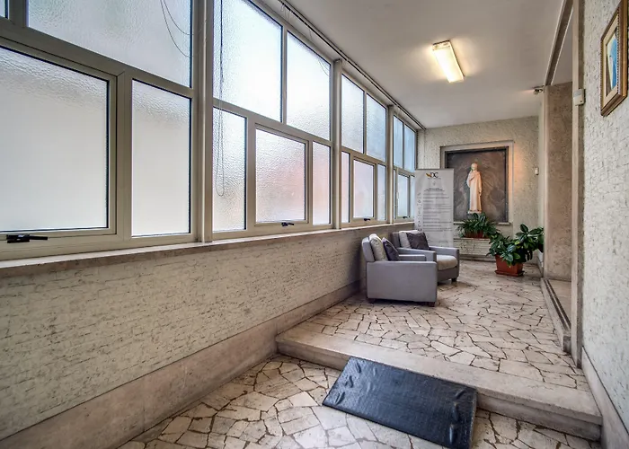 Hotel Casa Per Ferie Ravasco San Pietro Rom